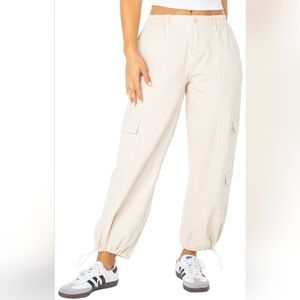 Celebrity Pink Women's Cream Cargo Pants